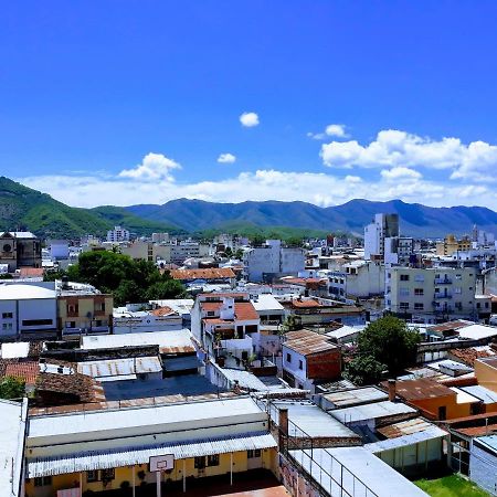 Comodo Y Versatil En Casco Historico Apartment Salta Exterior foto