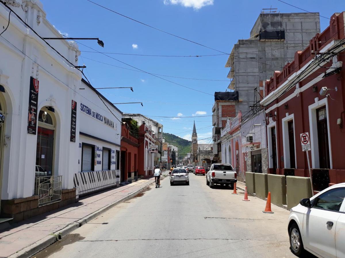 Comodo Y Versatil En Casco Historico Apartment Salta Exterior foto